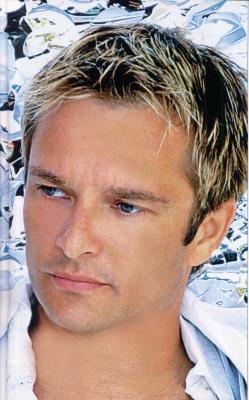 bon je continue dans la s�rie des beaux gosses!