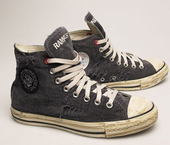 The Ramones Get Their Kicks